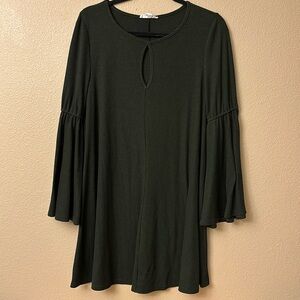 LOVERICHE Black Ribbed Bell Wide Sleeve Swing Shift Knee Dress Size MEDIUM Boho